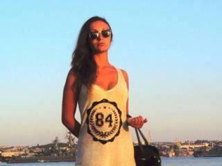 Еротичен видео чат dinaenjoy