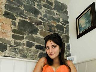 Еротичен видео чат DInaraXRose