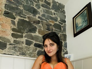 Еротичен видео чат DInaraXRose