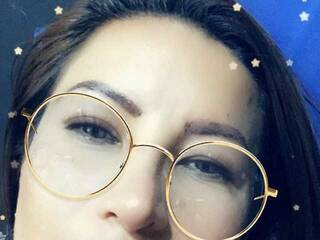 Еротичен видео чат Dinawet