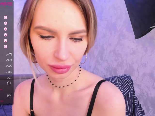 Екранни снимки на излъчване babepoli
