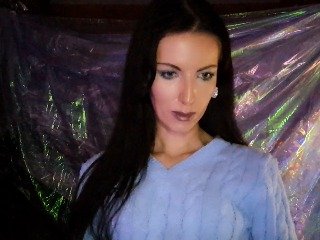 Еротичен видео чат DizaKitty