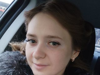 Еротичен видео чат Djessi-DI