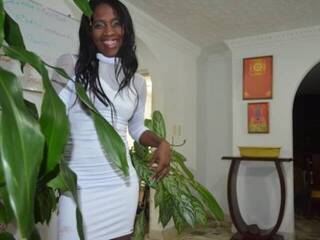 Еротичен видео чат DolcePinkPuss