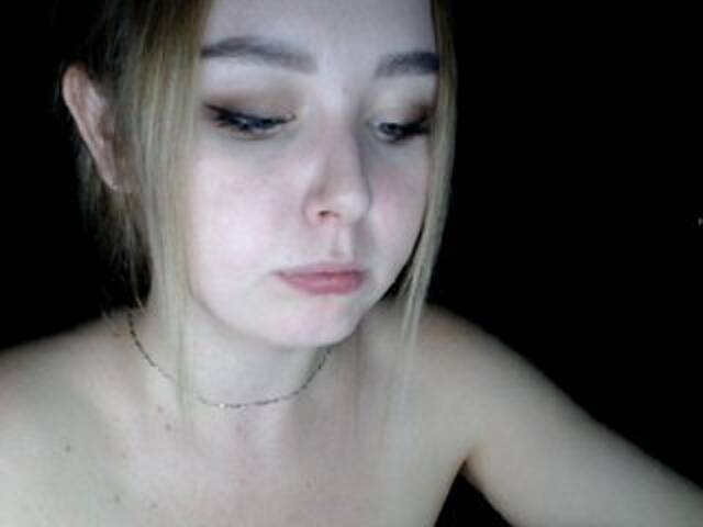 Екранни снимки на излъчване -KItIn-