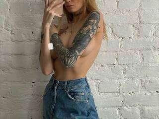 Еротичен видео чат PREKRVTI