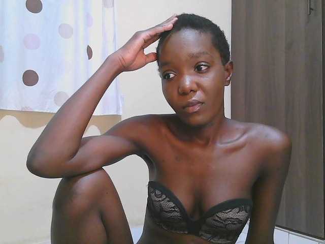 Екранни снимки на излъчване Ebonygoddess2
