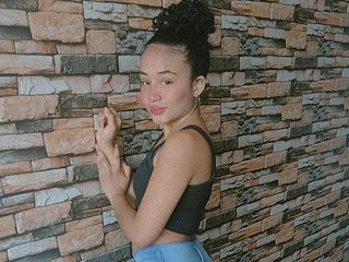Еротичен видео чат EbonyPrincesss