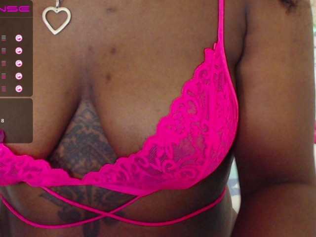 Снимки ebonyscarlet #Ebony #panties #bounce my #boobs / #Topless / Eat my #ass in PVT show! squirt show at goal!! 500tk