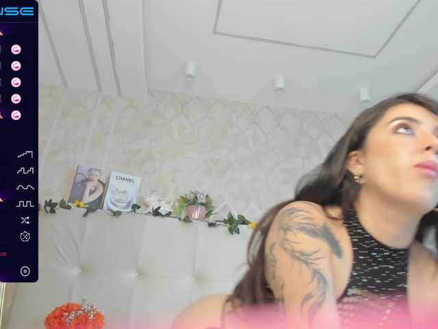 Снимки EffyRoses Cute lady wants to be punished♥ FOR TODAY Anal Show x 600 tips in public♥ Lush On♥