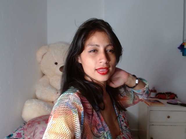 Екранни снимки на излъчване EilynFire