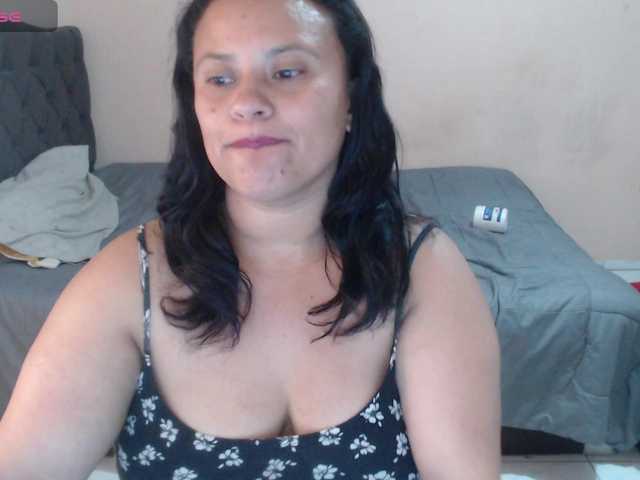 Екранни снимки на излъчване eliana-bbw