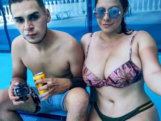 Еротичен видео чат EliandMax