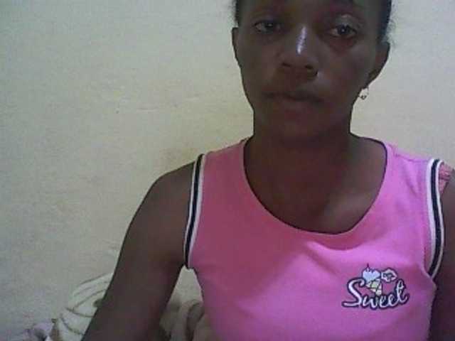 Екранни снимки на излъчване ElianeXhot