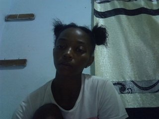 Еротичен видео чат ElianeXhot