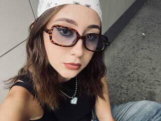 Еротичен видео чат ElizaDarleen