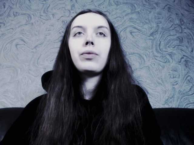 Екранни снимки на излъчване EllaDark