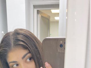 Еротичен видео чат Elly1716