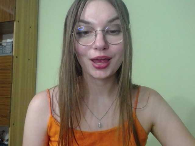 Снимки Ellyxcute Hey there :) lets have some nice kinky fun