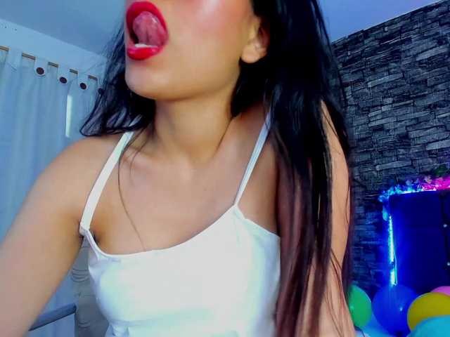 Екранни снимки на излъчване Emili-Roose