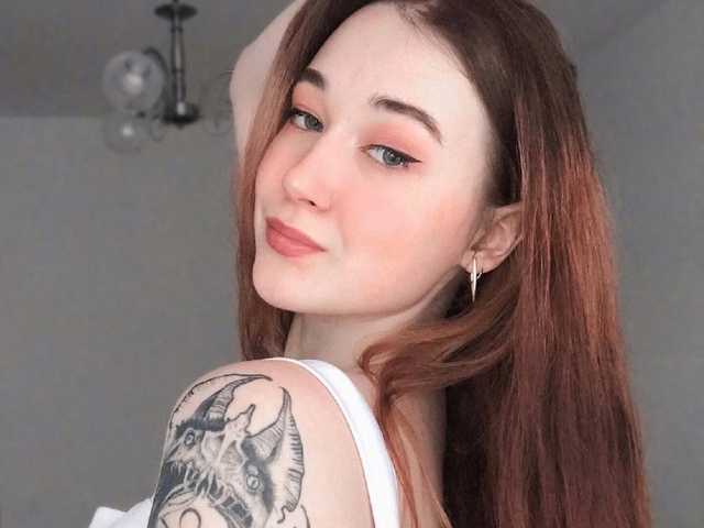Снимка на профила emilia-edwrds