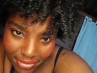 Еротичен видео чат EmiliAddams