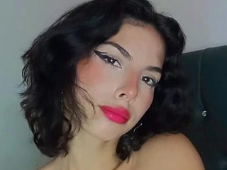 Еротичен видео чат EmillyCopers