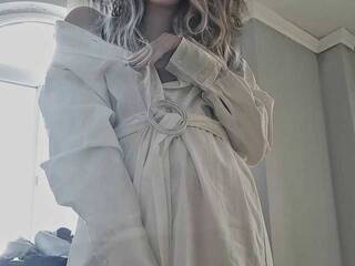 Еротичен видео чат Emilyfoxi