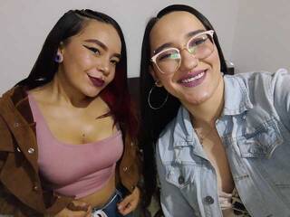 Еротичен видео чат Emma-Allison