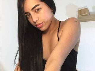 Еротичен видео чат Emma-Joy