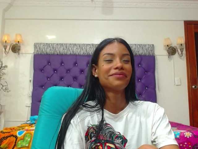 Екранни снимки на излъчване emma-smith