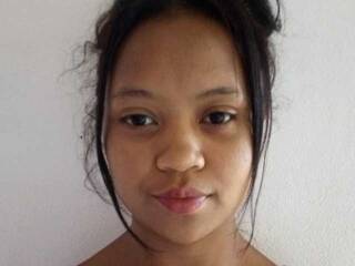 Еротичен видео чат Emmalatueuse