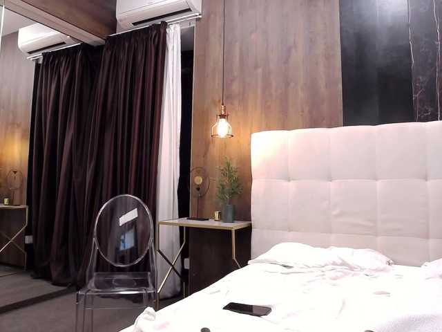 Екранни снимки на излъчване emmarayne