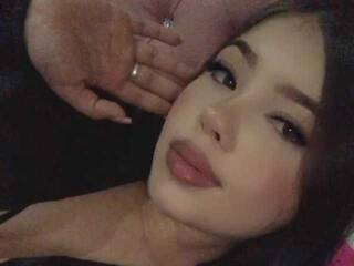 Еротичен видео чат emmarosse21