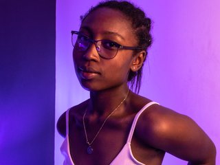 Еротичен видео чат EmmaSanz