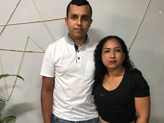 Еротичен видео чат EMYLY-LIAM