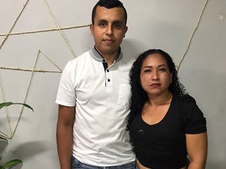 Еротичен видео чат EMYLY-LIAM