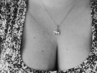 Еротичен видео чат erikax