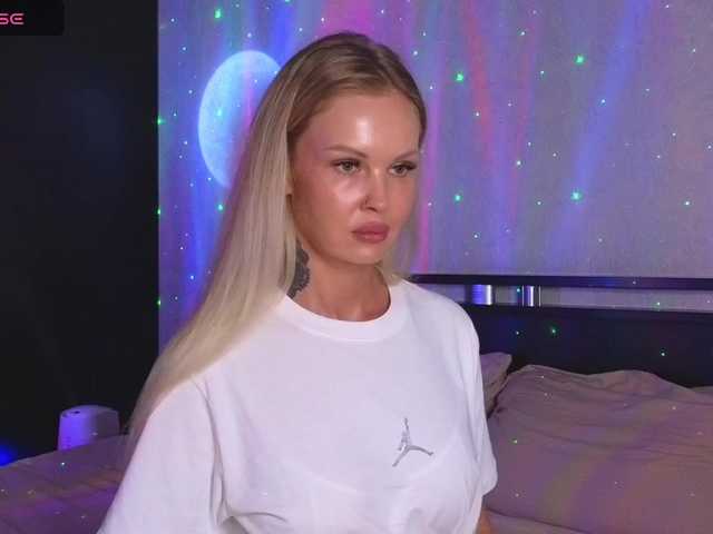 Екранни снимки на излъчване Eroticann
