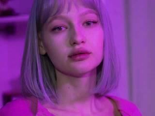 Еротичен видео чат EvaaaMoore