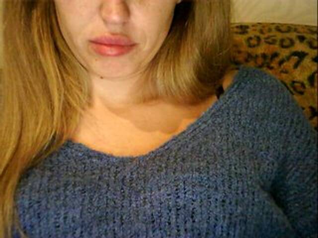 Екранни снимки на излъчване AngelLadyEva