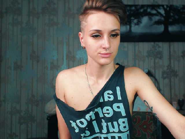 Екранни снимки на излъчване EvaSharm