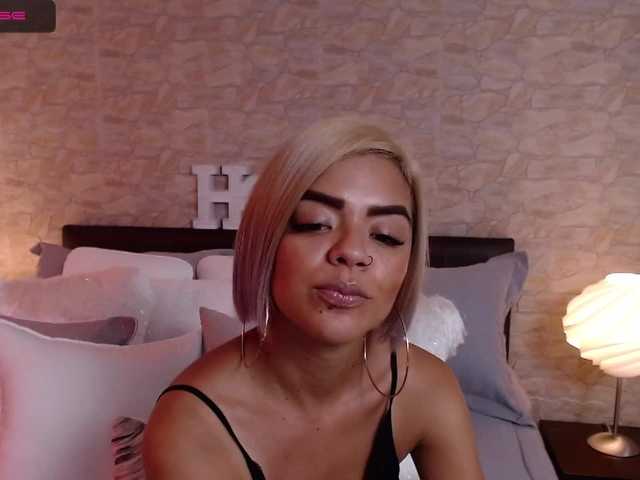 Екранни снимки на излъчване EvelynOwens