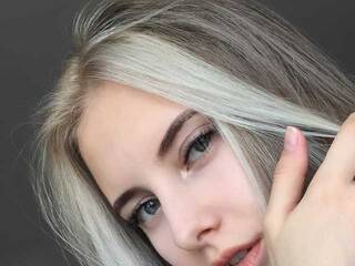 Еротичен видео чат Evvvaaa