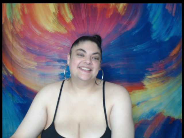 Снимки Exotic_Melons 46DDD, All Natural Mixed Italian BBW! Sound in private! 50 tokens flash huge Melons in free chat!