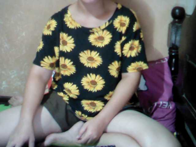 Екранни снимки на излъчване extraHOTbabe