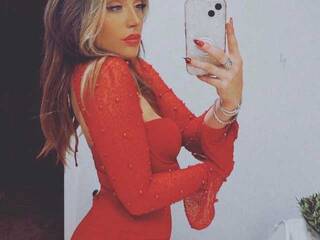 Еротичен видео чат Eymbrlynn