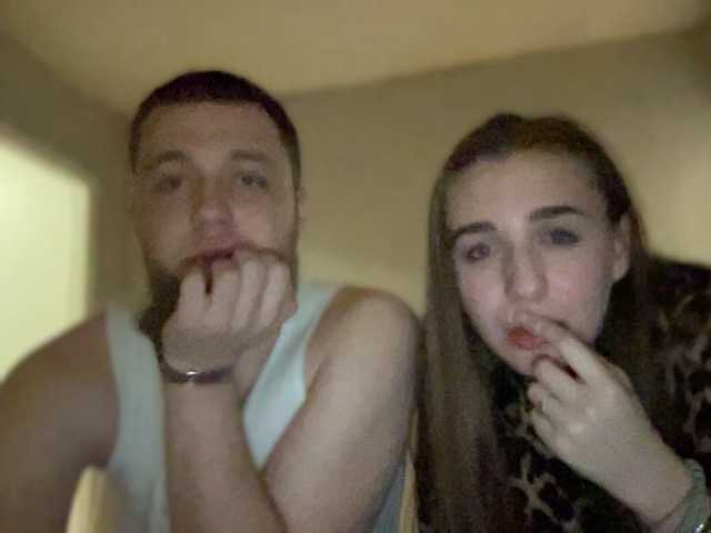 Екранни снимки на излъчване Family_Love