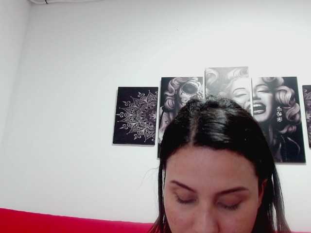 Снимки Farrah-Coxx Welcome to my room, guys! Today I come very hot. Make me happy with the lush, put it to vibrate for me and start following me. (k)