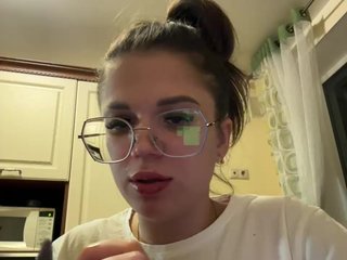 Еротичен видео чат Flipflapsolo